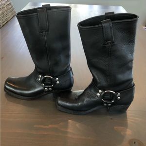 Frye Harness 12 R boots  size 7m